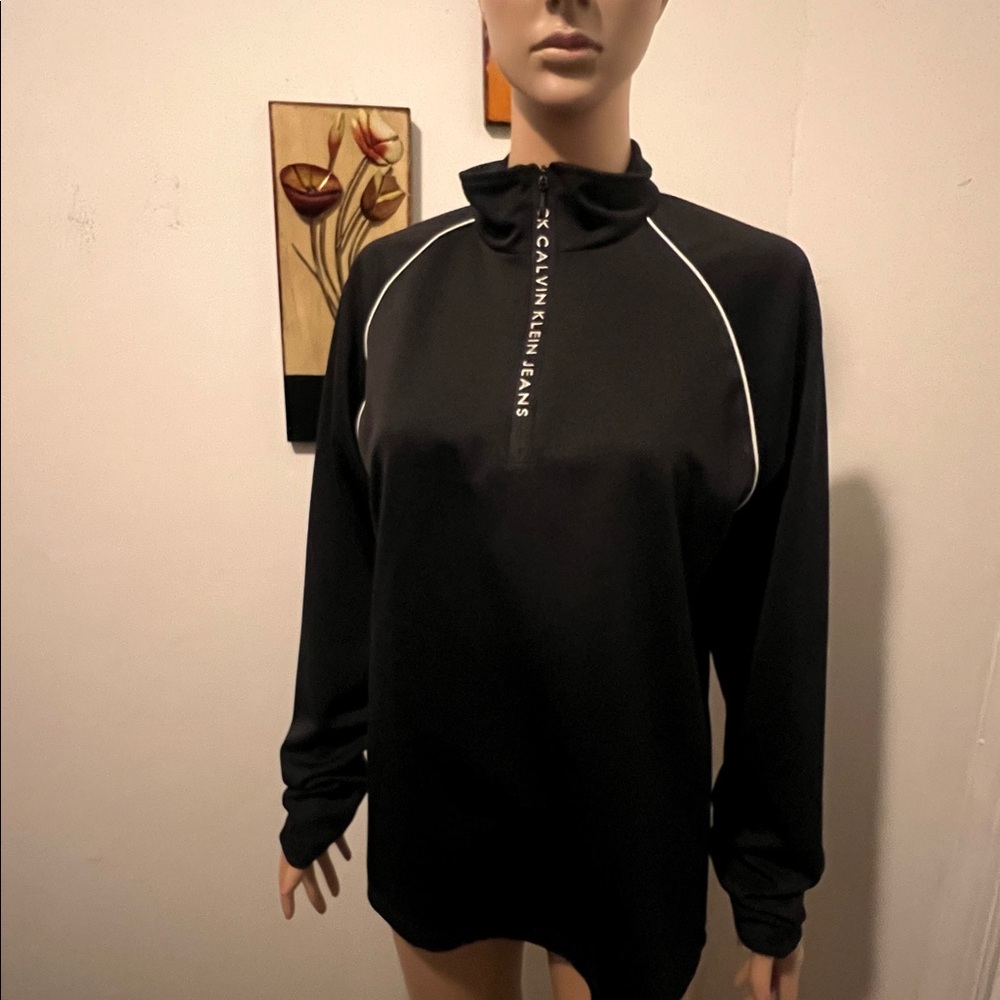 🎁CALVIN KLIEN L/S LEISURE TOP